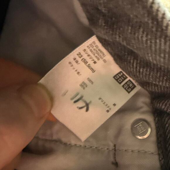 Grey Uniqlo Relaxed Fit Baggy Jeans - Picture 4 of 8